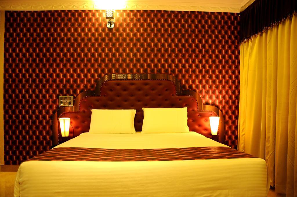 Jal Mahal Resort&Spa Mysore Zimmer foto